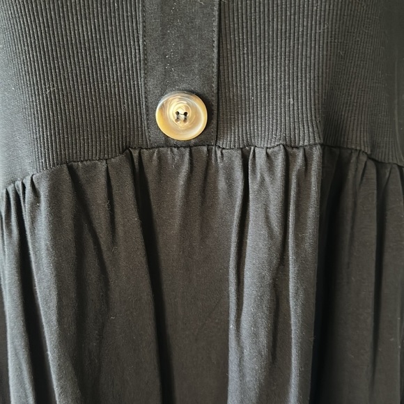 ASOS Design Black Mixed Fabric Mini Smock Dress with Faux Horn Button Size 0 - Picture 4 of 11